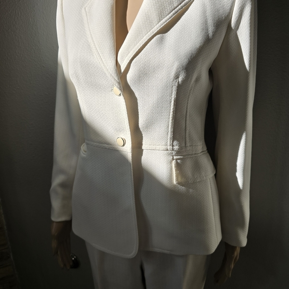 Kasper power suit - Picture 4 of 16